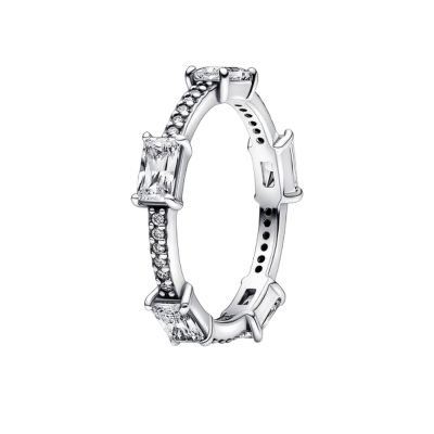 Pandora Ring Rechteckige Steine Pavé Funkelnd Silber 192397C01