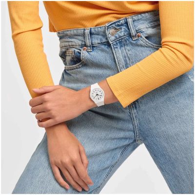 Swatch Armband-Uhr Just White Soft Analog Quarz Silikon-Band SO28W107-S14