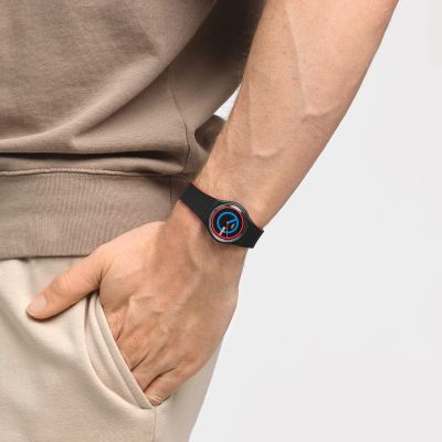 Swatch SO28B706 Armband-Uhr Circling Black Analog Quarz  Silikon-Band Ø 34 mm